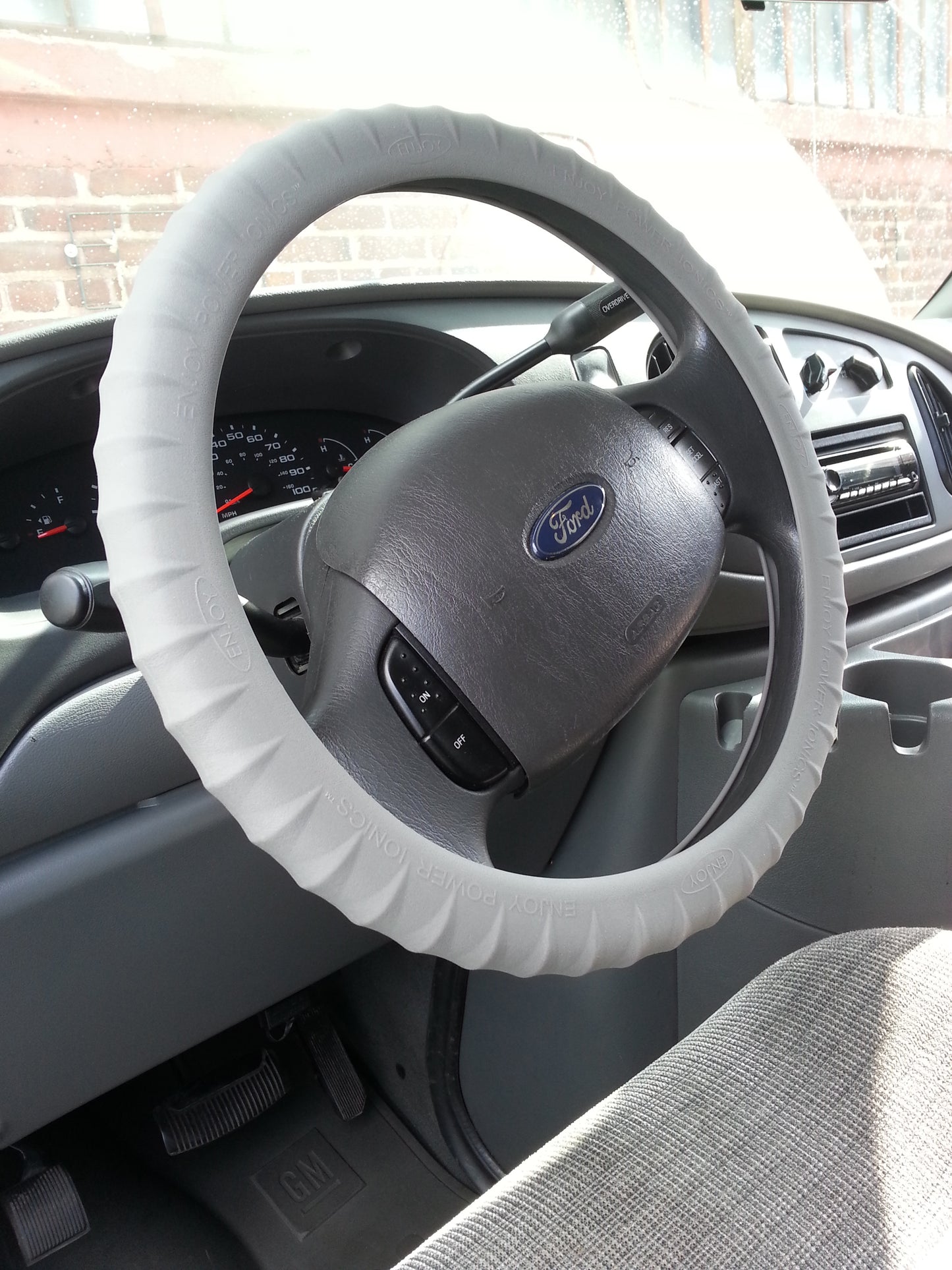 Cameleon Cover- Steering Wheel Cover Maximum Grip Ergonomic Design For Car, SUV 14" To 16"